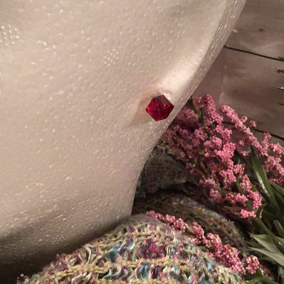 Cube Earrings - Picture 3 of 4